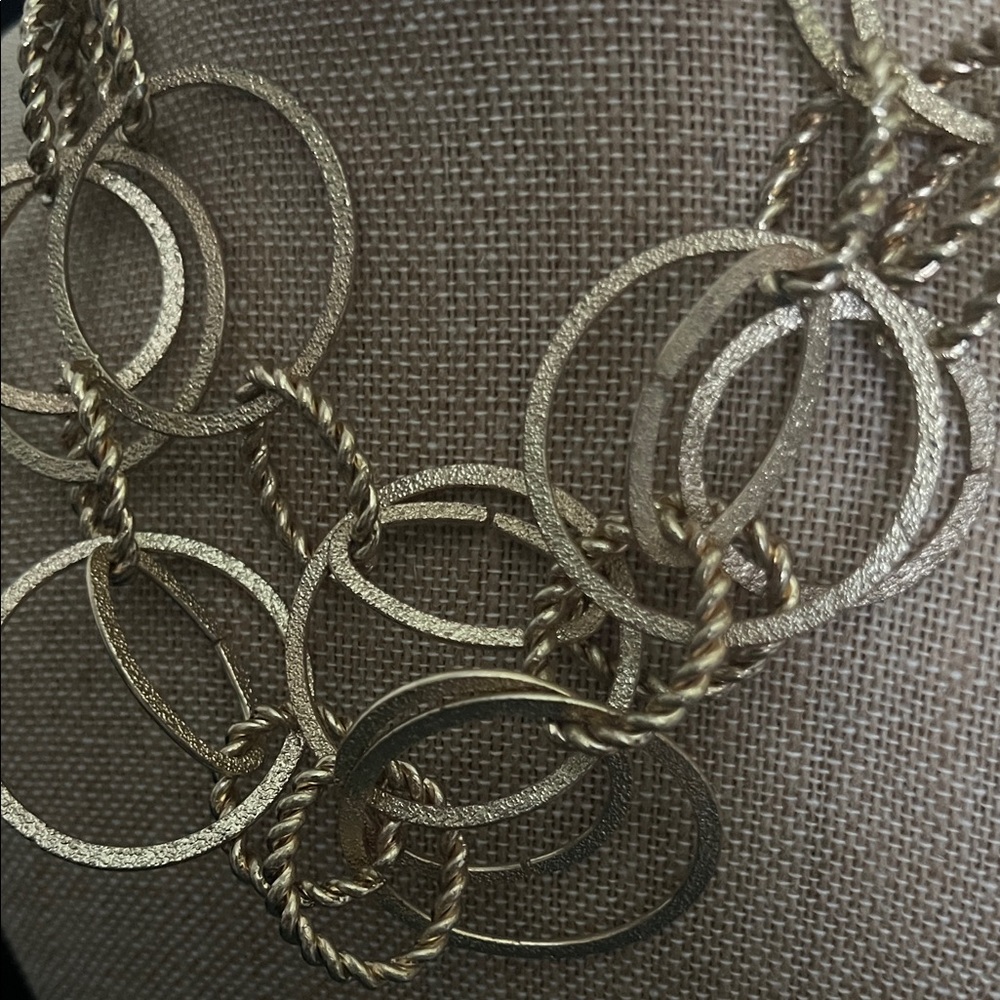 Gold-Tone Interlocking Circle Necklace - Unbranded